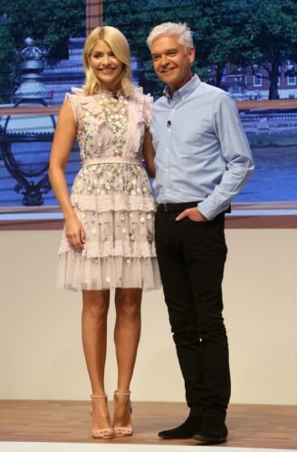 Holly Willoughby Feet Toes And Soles 773