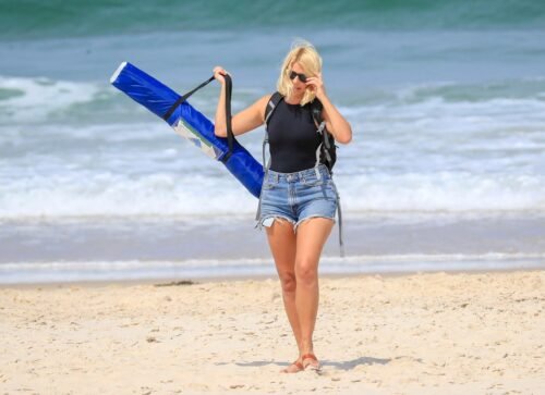 Holly Willoughby Feet Toes And Soles 913
