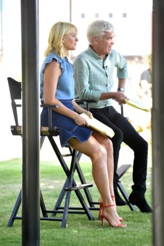 Holly Willoughby Feet Toes And Soles 942