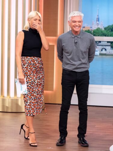 Holly Willoughby Feet Toes And Soles 955