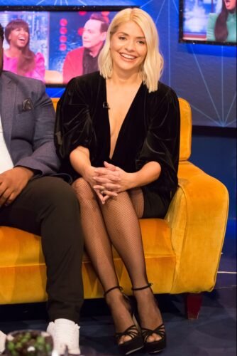 Holly Willoughby Feet Toes And Soles 1011