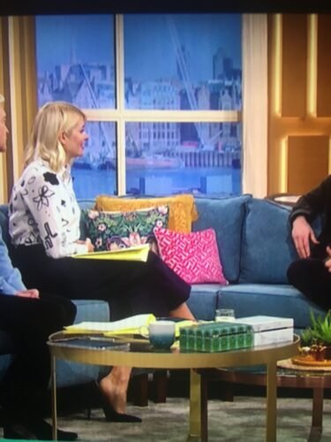 Holly Willoughby Feet Toes And Soles 1035