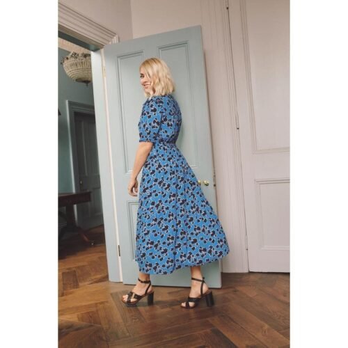 Holly Willoughby Feet Toes And Soles 1227