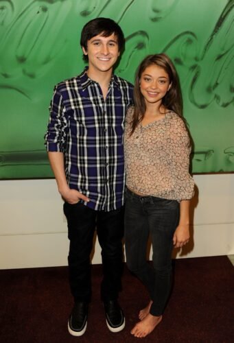 Sarah Hyland Feet Toes And Soles 108