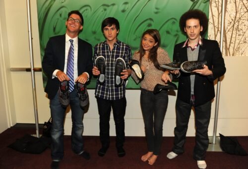 Sarah Hyland Feet Toes And Soles 109