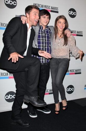 Sarah Hyland Feet Toes And Soles 112