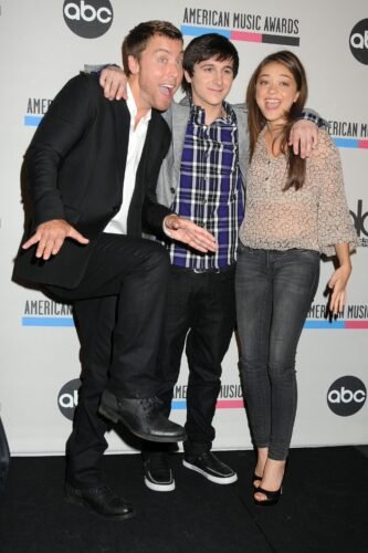 Sarah Hyland Feet Toes And Soles 117