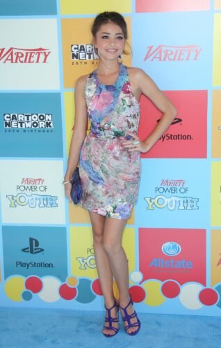 Sarah Hyland Feet Toes And Soles 214