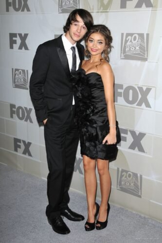 Sarah Hyland Feet Toes And Soles 255