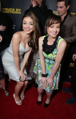 Sarah Hyland Feet Toes And Soles 290