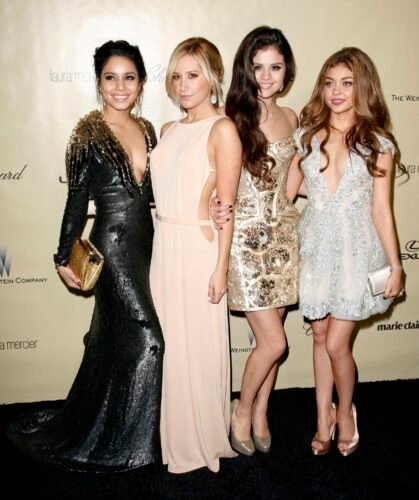 Sarah Hyland Feet Toes And Soles 309