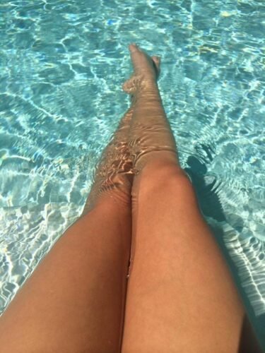 Sarah Hyland Feet Toes And Soles 718