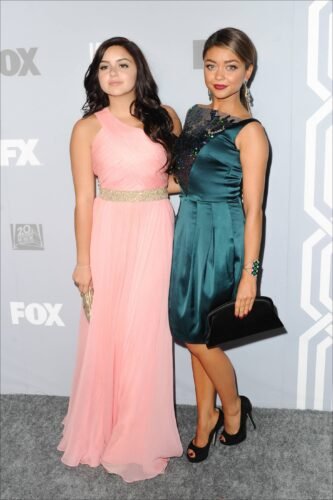 Sarah Hyland Feet Toes And Soles 736