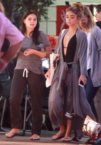 Sarah Hyland Feet Toes And Soles 739