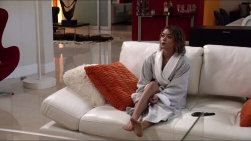 Sarah Hyland Feet Toes And Soles 1078