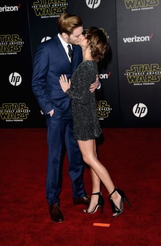 Sarah Hyland Feet Toes And Soles 1095