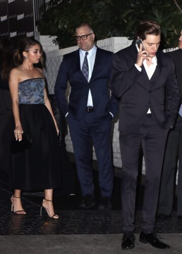 Sarah Hyland Feet Toes And Soles 1180