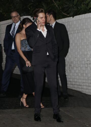 Sarah Hyland Feet Toes And Soles 1183