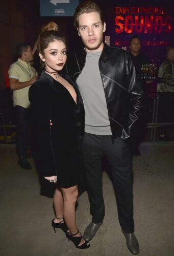 Sarah Hyland Feet Toes And Soles 1189