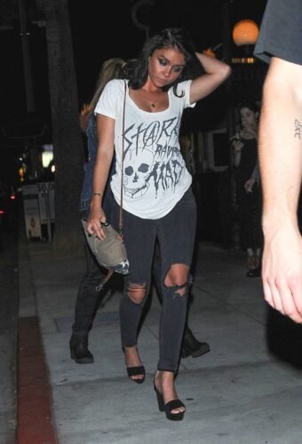 Sarah Hyland Feet Toes And Soles 1262