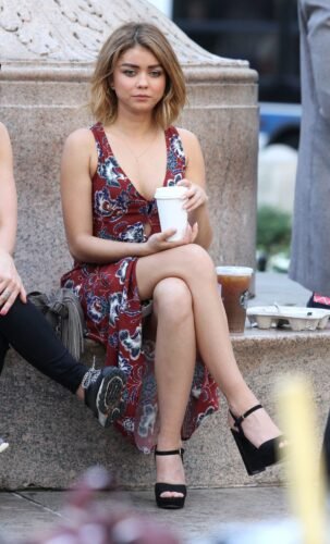 Sarah Hyland Feet Toes And Soles 1291