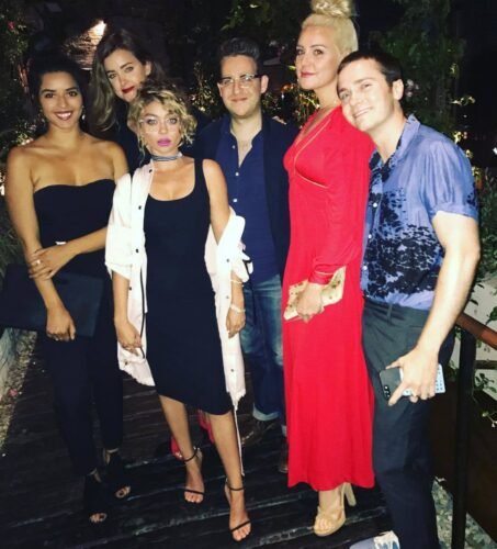 Sarah Hyland Feet Toes And Soles 1413