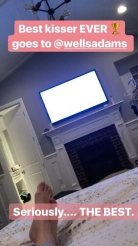 Sarah Hyland Feet Toes And Soles 1474