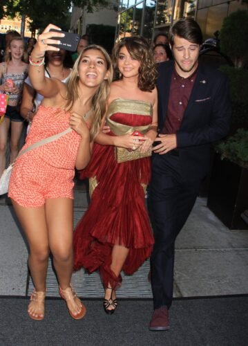 Sarah Hyland Feet Toes And Soles 1500