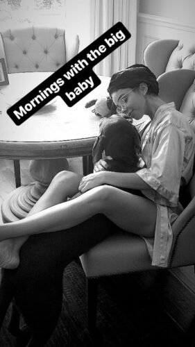 Sarah Hyland Feet Toes And Soles 1525