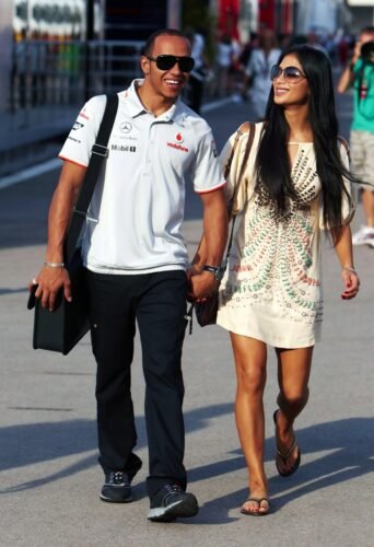 Nicole Scherzinger Feet Toes And Soles 236