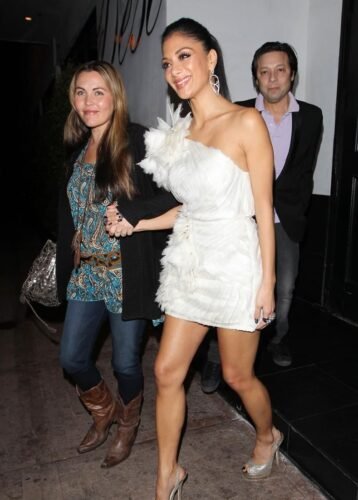 Nicole Scherzinger Feet Toes And Soles 240