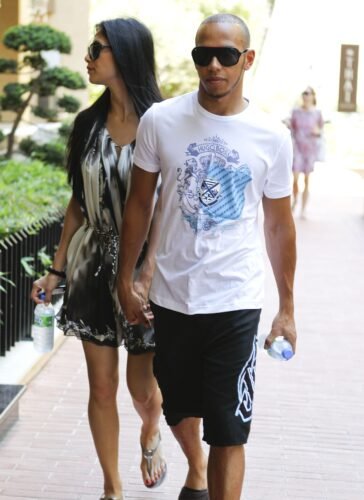 Nicole Scherzinger Feet Toes And Soles 305