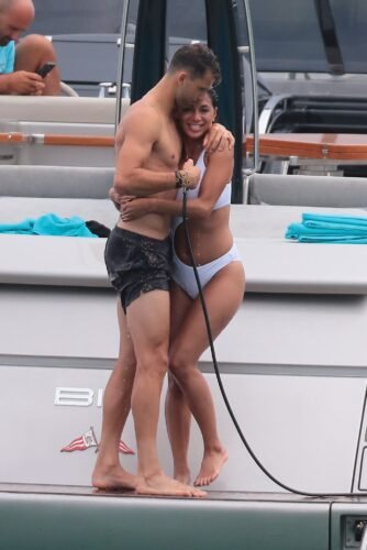 Nicole Scherzinger Feet Toes And Soles 974