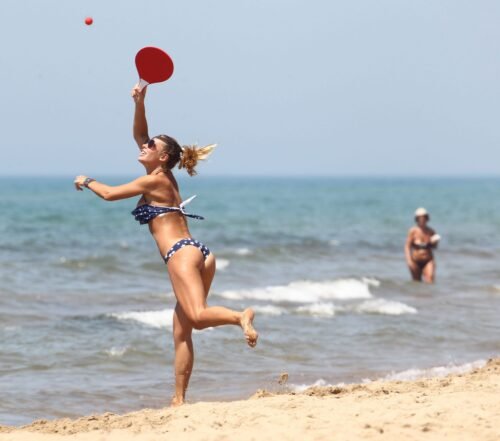 Ilary Blasi Feet Toes And Soles 77