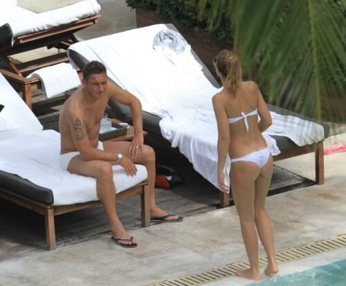 Ilary Blasi Feet Toes And Soles 118