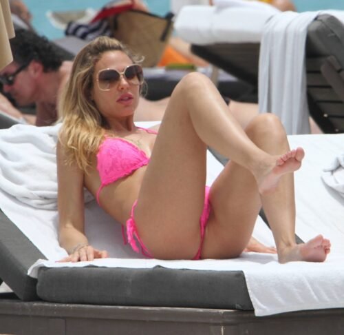 Ilary Blasi Feet Toes And Soles 125