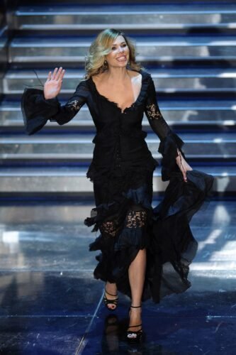 Ilary Blasi Feet Toes And Soles 151