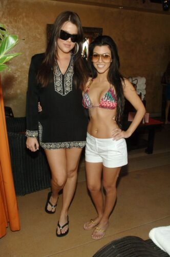 Khloé Kardashian Feet Toes And Soles 21