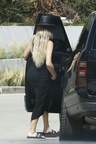 Khloé Kardashian Feet Toes And Soles 974