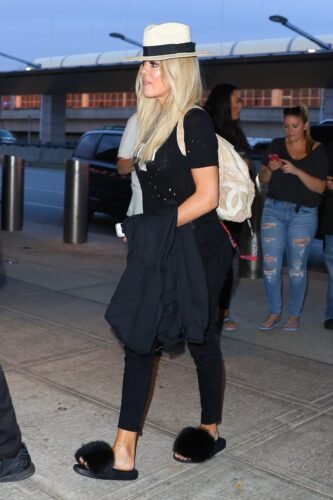 Khloé Kardashian Feet Toes And Soles 995