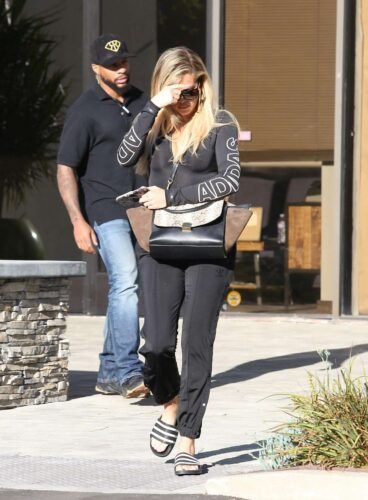 Khloé Kardashian Feet Toes And Soles 1007