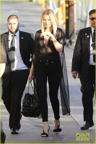 Khloé Kardashian Feet Toes And Soles 1037