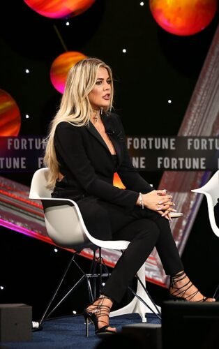 Khloé Kardashian Feet Toes And Soles 1064