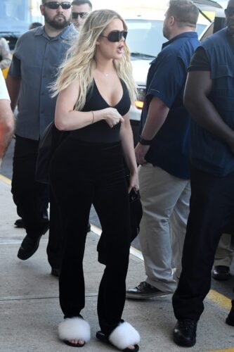 Khloé Kardashian Feet Toes And Soles 1088