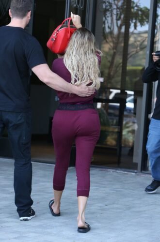 Khloé Kardashian Feet Toes And Soles 1159