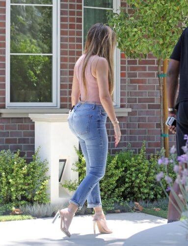 Khloé Kardashian Feet Toes And Soles 1246