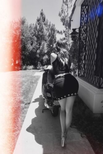 Khloé Kardashian Feet Toes And Soles 1291