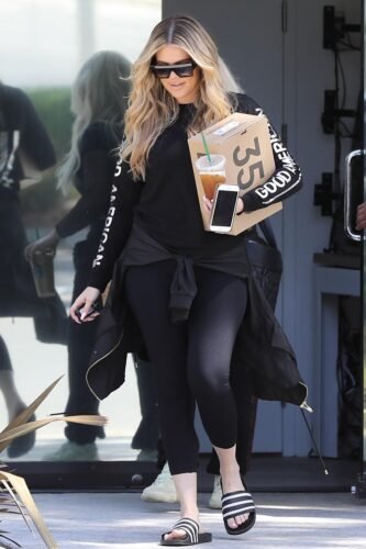 Khloé Kardashian Feet Toes And Soles 1310