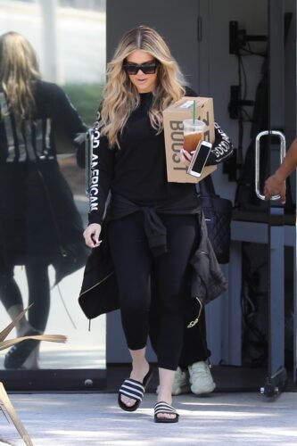 Khloé Kardashian Feet Toes And Soles 1311
