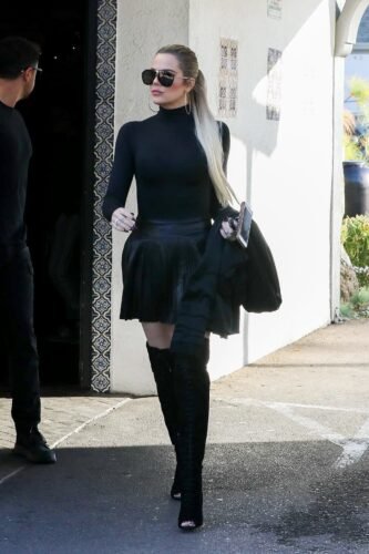 Khloé Kardashian Feet Toes And Soles 1343